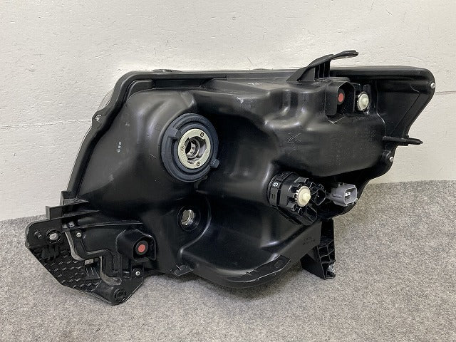 タント カスタム LA600S/LA610S 純正 右 ヘッドライト/ランプ LED 刻印X Z RH KOITO 100-51392 81145-B2070 ダイハツ(150999)