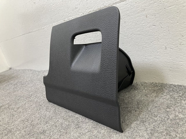 新品!ゴルフ5/GOLFⅤ 1K系 純正 ダッシュボード 小物入れ 収納 1K2 857 919 F/923 K 1K28579191F71N 素地 フォルクスワーゲン(151005)