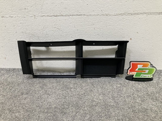 新品!5シリーズ E39 純正 右 フロント バンパー ロア グリル RH 51.11-8235642.9 51118235642 素地 BMW(151007)