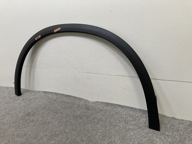 新品!GLCクラス C253/X253 純正 右 フロント フェンダーアーチモール/オーバーフェンダー A 253 885 06 22 2538850622 メルセデス(151014)