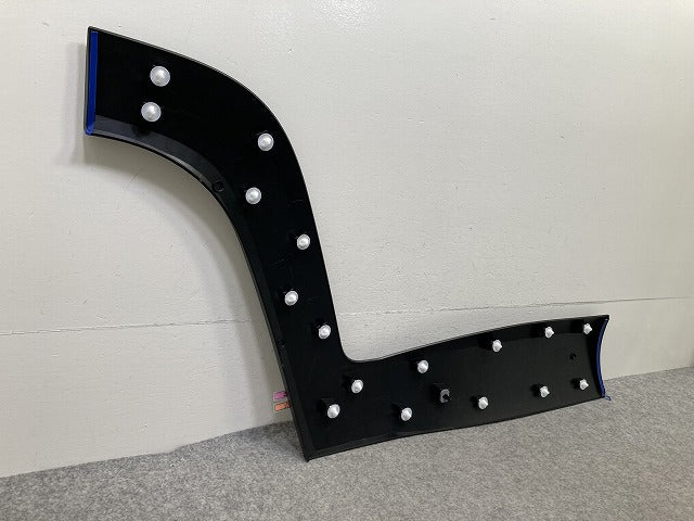 新品!ジープ レネゲード BU/BV系 純正 左 リア ドア モール/プロテクター 735789213 735789527 7SR56LXHAA 素地 クライスラー(151015)