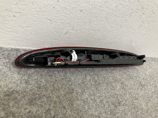 新品!ミニ 3ドア(R50/R53) 純正 LED ハイマウントストップランプ 第3ブレーキランプ VALEO A079773 63256935789 MINI(151018)