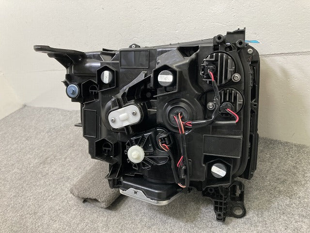 ランドクルーザー/ランクル 250/TRJ250W/GDJ250W 純正 右 ヘッドライト/ランプ レベライザーLED 刻印4V RH ICHIKOH 60-343 トヨタ(151032)