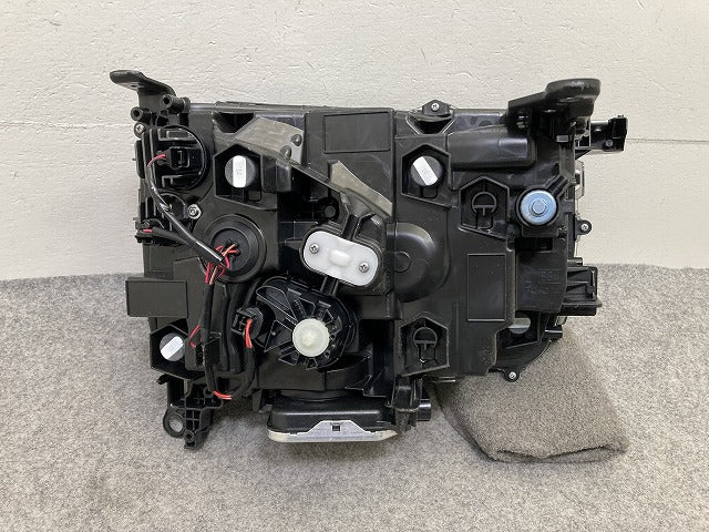 ランドクルーザー/ランクル 250/TRJ250W/GDJ250W 純正 左 ヘッドライト/ランプ レベライザーLED 刻印4V LH ICHIKOH 60-343 トヨタ(151033)