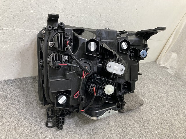 ランドクルーザー/ランクル 250/TRJ250W/GDJ250W 純正 左 ヘッドライト/ランプ レベライザーLED 刻印4V LH ICHIKOH 60-343 トヨタ(151033)