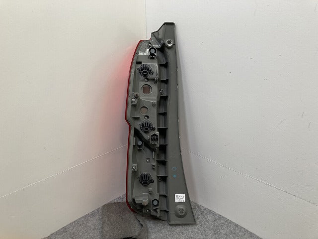 N-BOX/NBOX Nボックス JF3/JF4 純正 後期 右 テールランプ/ライト/レンズ LED 刻印H RH ICHIKOH D274 ホンダ(151055)