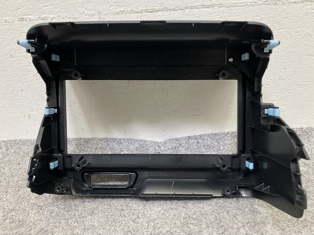 新車取り外し!N-BOX/NBOX Nボックス JF5/JF6 純正 8インチナビ パネル オーディオカバー AVパネル 77250-32R-00 素地 ホンダ(151066)