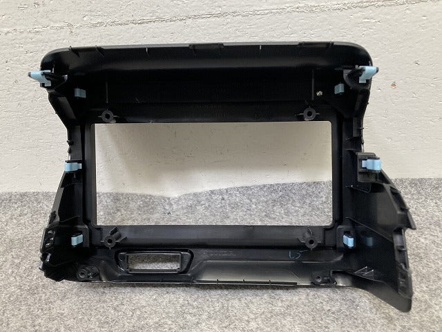 新車取り外し!N-BOX/NBOX Nボックス JF5/JF6 純正 8インチナビ パネル オーディオカバー AVパネル 77250-32R-00 素地 ホンダ(151069)