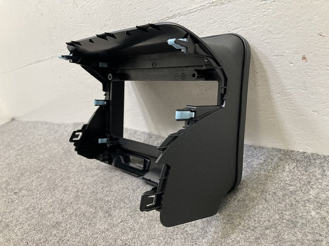 新車取り外し!N-BOX/NBOX Nボックス JF5/JF6 純正 8インチナビ パネル オーディオカバー AVパネル 77250-32R-00 素地 ホンダ(151070)