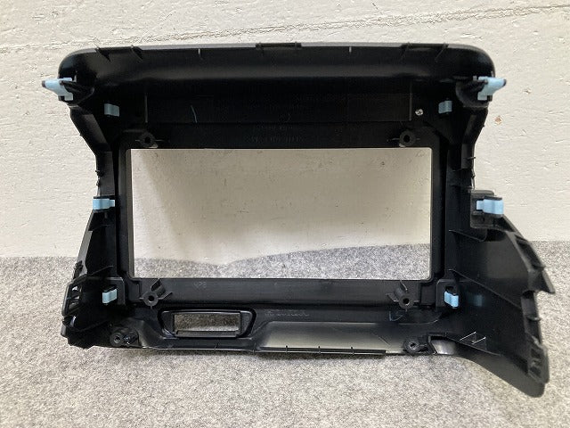 新車取り外し!N-BOX/NBOX Nボックス JF5/JF6 純正 8インチナビ パネル オーディオカバー AVパネル 77250-32R-00 素地 ホンダ(151072)
