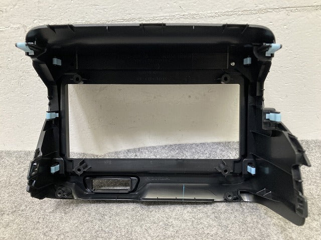 新車取り外し!N-BOX/NBOX Nボックス JF5/JF6 純正 8インチナビ パネル オーディオカバー AVパネル 77250-32R-00 素地 ホンダ(151073)