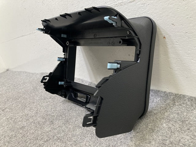 新車取り外し!N-BOX/NBOX Nボックス JF5/JF6 純正 8インチナビ パネル オーディオカバー AVパネル 77250-32R-00 素地 ホンダ(151073)