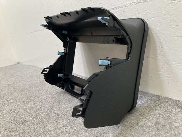 新車取り外し!N-BOX/NBOX Nボックス JF5/JF6 純正 8インチナビ パネル オーディオカバー AVパネル 77250-32R-00 素地 ホンダ(151077)