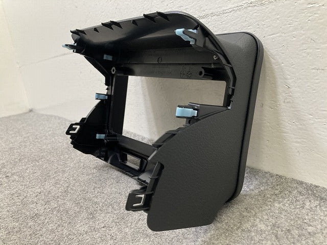 新車取り外し!N-BOX/NBOX Nボックス JF5/JF6 純正 8インチナビ パネル オーディオカバー AVパネル 77250-32R-00 素地 ホンダ(151079)