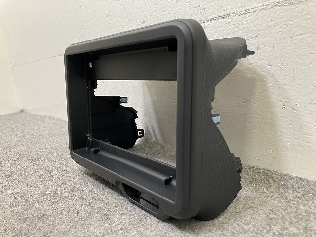 新車取り外し!N-BOX/NBOX Nボックス JF5/JF6 純正 8インチナビ パネル オーディオカバー AVパネル 77250-32R-00 素地 ホンダ(151083)