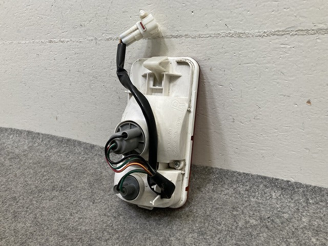 キャリイ トラック DA16T 純正 右 テールランプ/ライト/レンズ ハロゲン RH TOKAIDENSO RR046 26550-4A00M スズキ(151090)