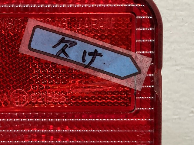 キャリイ トラック DA16T 純正 左 テールランプ/ライト/レンズ ハロゲン LH TOKAIDENSO RR046 26555-4A01A スズキ(151091)