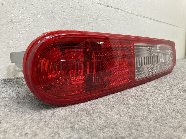 キューブ Z12/NZ12 純正 左 テールランプ/ライト/レンズ ハロゲン STANLEY P8187 日産(151124)