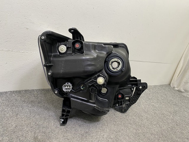タント カスタム LA600S/LA610S 純正 後期 左 ヘッドライト/ランプ LED レベライザー 刻印XZ LH KOITO 100-51392 81185-B2070(151125)