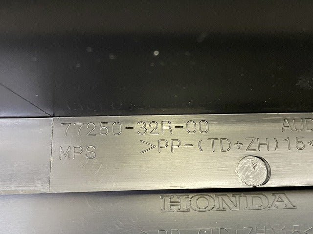 新車取り外し!N-BOX/NBOX Nボックス JF5/JF6 純正 8インチナビ パネル オーディオカバー AVパネル 77250-32R-00 素地 ホンダ(151127)