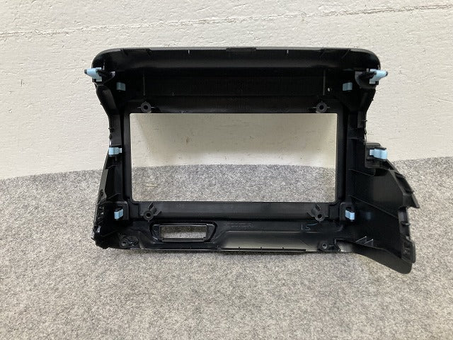 新車取り外し!ヴェゼル/VEZEL RV3/RV4/RV5/RV6 純正  オーディオパネル センターパネル インパネ 77250-32R-00 素地 ホンダ(151128)