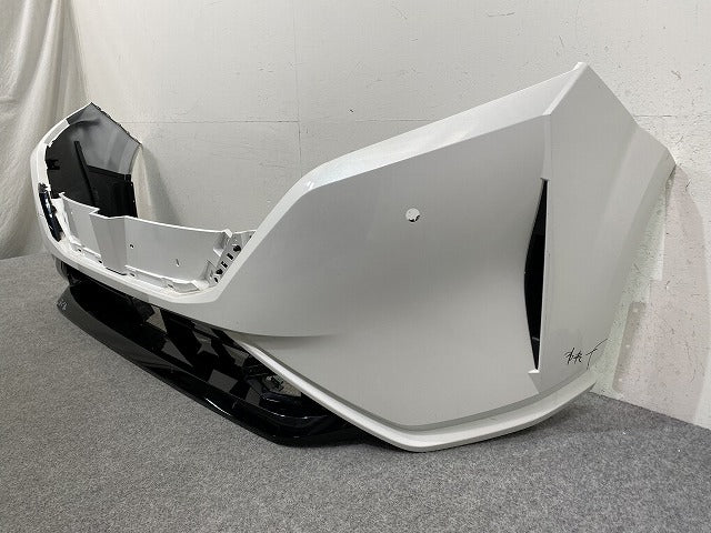 オーラ AURA/ノート NOTE FE13/FSNE13 純正 前期 フロント バンパー スポイラー付 62022 6XL0H ピュアホワイトパール QAC 日産(151139)