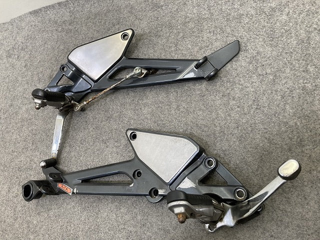 バリオス-2 ZR250 純正 サイド ステップ 左右セット シフトペダル ブレーキペダル 1838-L 1839-R カワサキ(151159)