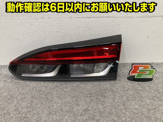 カローラ クロス ZVG11/ZVG15/ZVG13/ZVG16 純正 右 フィニッシャーランプ/テールランプ LED 刻印NR HASCO 16-181 81581-16041(151177)