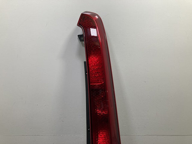 セレナ/ライダー/Rider C25/NC25 純正 前期 右 テールランプ/ライト/レンズ ハロゲン ICHIKOH D008 26550-1A20A 素地 日産(151179)