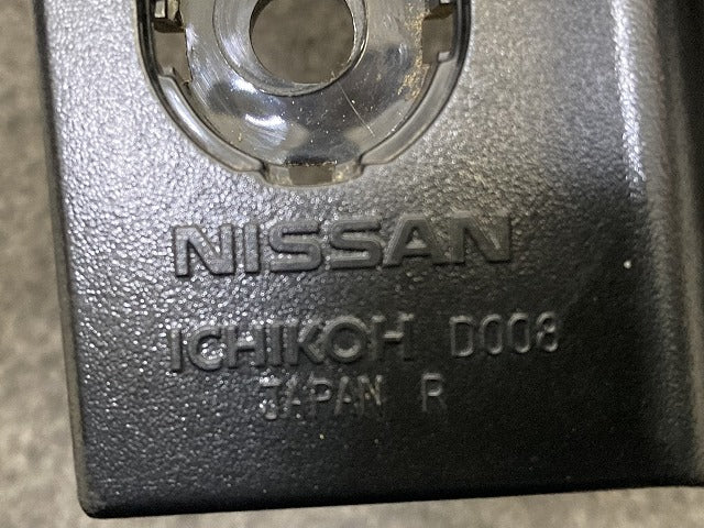 セレナ/ライダー/Rider C25/NC25 純正 前期 右 テールランプ/ライト/レンズ ハロゲン ICHIKOH D008 26550-1A20A 素地 日産(151179)