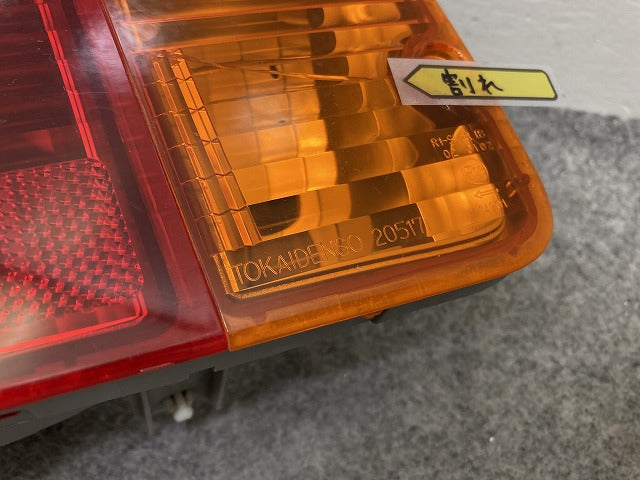 ハイゼット/サンバー/ピクシス/トラック S500P/S510P S500U/S510U S500J/S510J 純正 前期 左 テールランプ/ライト/ハロゲン 20517(145363)