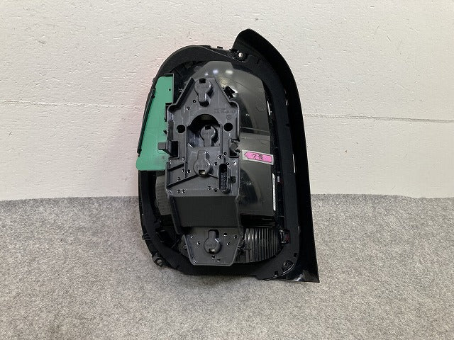 新品!F55 F56 F57 クーパー 純正 右 テールランプ/ライト/レンズ LED OLSA 03.526.000F 63217297414 MINI(151188)