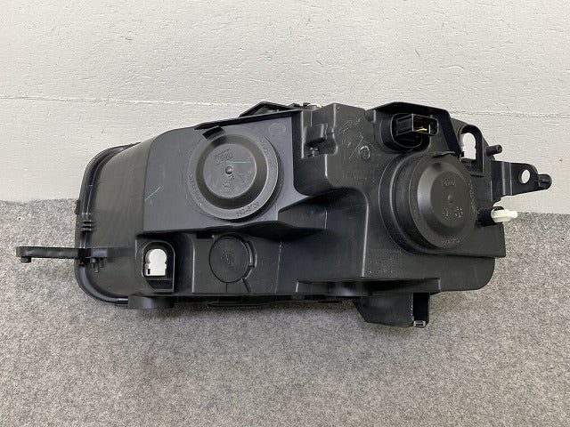 新品!ベルランゴ/BERLINGO K9CYH01 純正 右 ヘッドライト/ランプ ハロゲン RH VALEO 90173987/9816823280 シトロエン(151190)