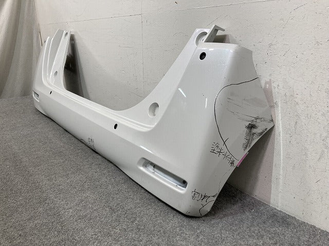 N-BOX/NBOX Nボックス JF3/JF4 純正 後期 リア バンパー Rバンパー 71501-TTA-N000 プラチナホワイトパール NH883P ホンダ(151195)