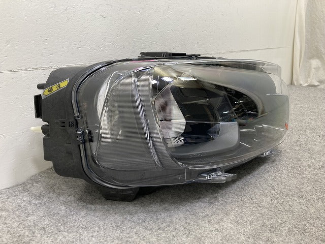 新品!ベルランゴ/BERLINGO K9CYH01 純正 右 ヘッドライト/ランプ ハロゲン RH VALEO 90173987/9816823280 シトロエン(151197)