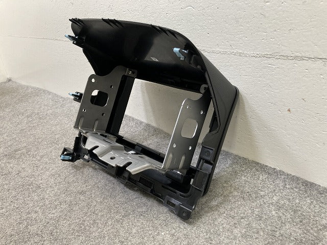 新車取り外し!N-BOX/NBOX Nボックス JF3/JF4 純正 オーディオパネル AVパネル センターパネル オーデオカバー ステー付 T82 素地(151219)