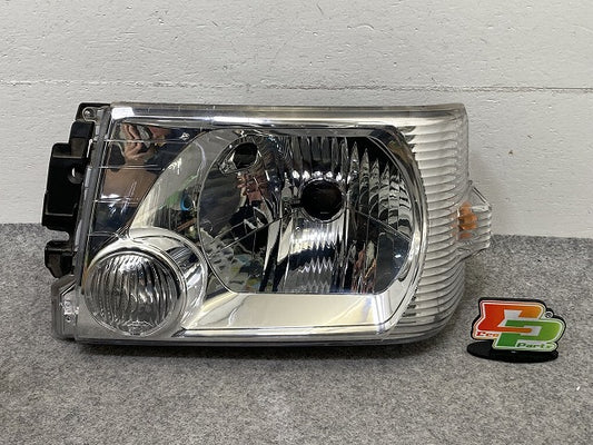 ミニキャブ/クリッパー U61T/U62T/U61V/U62V/U71V/U72V 純正 左 ヘッドライト/ランプ ハロゲン LH STANLEY P5701 三菱(151228)
