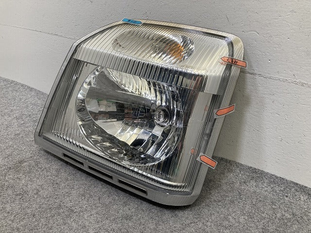 ミニキャブ/タウンボックス U61V U62V/U61T U62T/U61W U62W 純正 左 ヘッドライト/ランプ ハロゲン LH STANLEY R7562 三菱(151233)