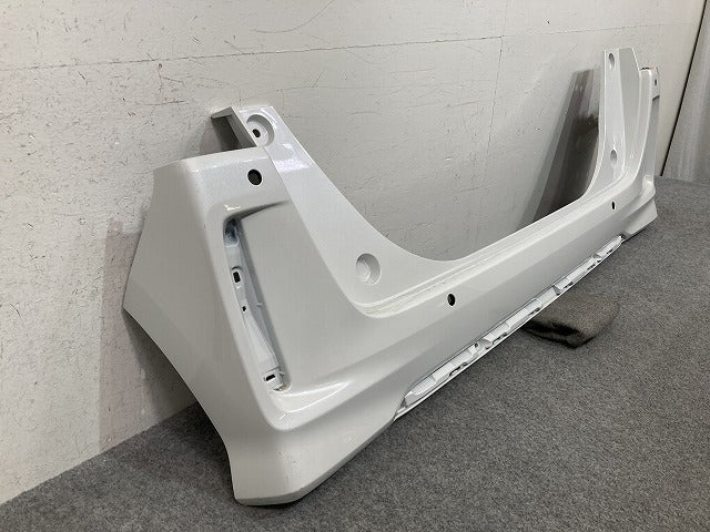 N-BOX/NBOX Nボックス カスタム/JF3/JF4 純正 後期 リア バンパー 71501-TTA-J200 プラチナホワイトパール NH883P ホンダ(151253)
