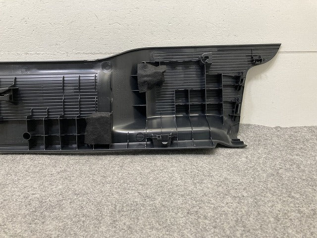 新車取り外し!オデッセイ RC1/RC2/RC4 純正 左右 リア スカッフプレート インナーガーニッシュ 84261-T6D-H0/84211-T6D-H0 ホンダ(151260)