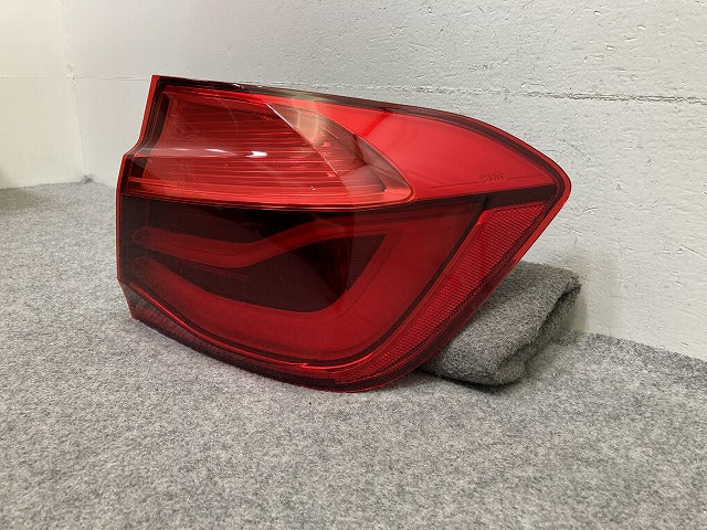 新品!3シリーズ F30  純正 右 テールランプ/ライト/レンズ LED RH 2SD 012 147 BMW(151271)