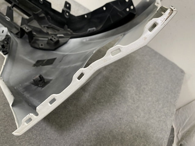 オーラ AURA/ノート NOTE FE13/FSNE13 純正 前期 フロント バンパー スポイラー付 62022 6XL0H ホワイトパール×ブラック XAB(151277)