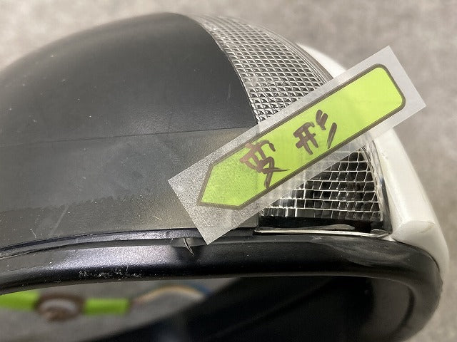 アクア/AQUA MXPK10/MXPK11/MXPK15/MXPK16 純正 左 ドアミラー 12線 ウインカーカメラ付 TOKAI RIKA 049850/52-287 ホワイト 089(151287)