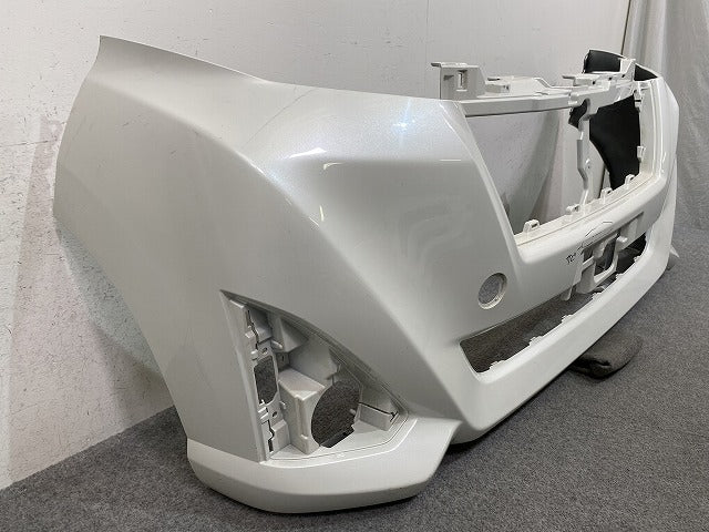 ルーミー/カスタム M900A/M910A 純正 前期 フロント バンパー 52119-B1350/60 52119-B1280 パールホワイトIII W24 トヨタ(151289)