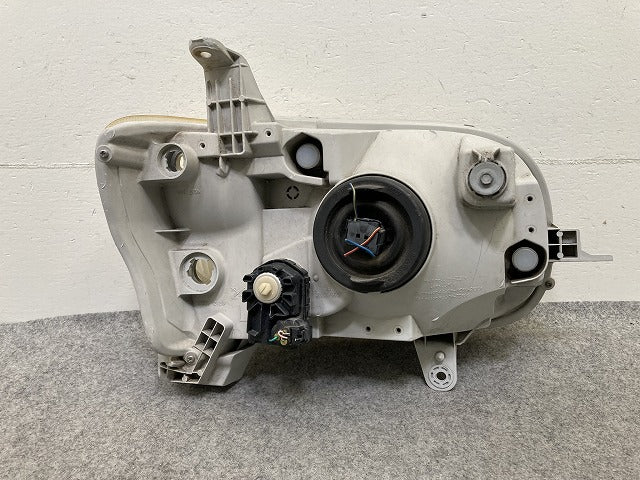 タント L375S/L385S 純正 左 ヘッドライト/ランプ ハロゲン レベライザー LH KOITO 100-51945 ダイハツ(151326)