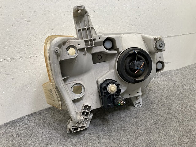 タント L375S/L385S 純正 左 ヘッドライト/ランプ ハロゲン レベライザー LH KOITO 100-51945 ダイハツ(151326)