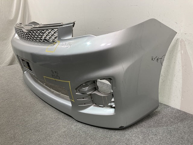 ヴォクシー VOXY 70系/ZRR70G/ZRR75G/ZRR70W/ZRR75W 純正 後期 フロント バンパー グリル付 52119-28F90 シルバー 1F7 トヨタ(151351)