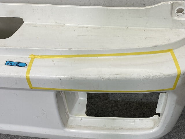 エブリィバン DA17V 純正 リア バンパー Rバンパー 71811-64P0 白素地 スズキ(151353)