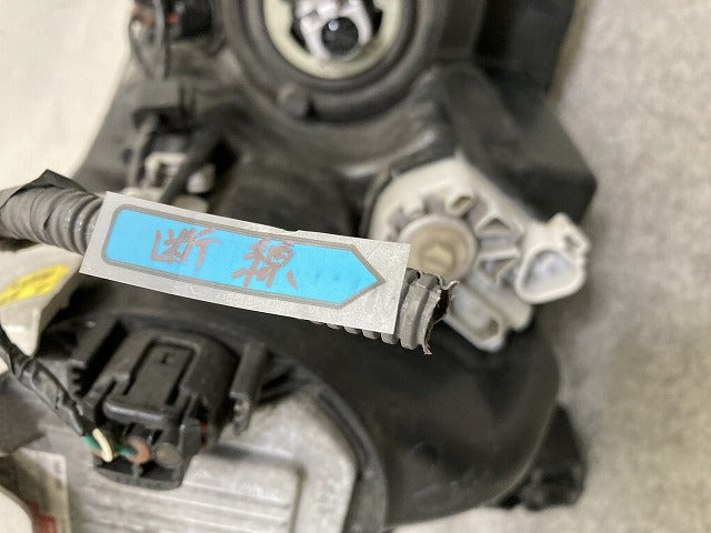 ムーヴ カスタム LA100S/LA110S 純正 前期 左 ヘッドライト/ランプ キセノン HID レベライザー バラスト KOITO 100-51060 ダイハツ(151359)