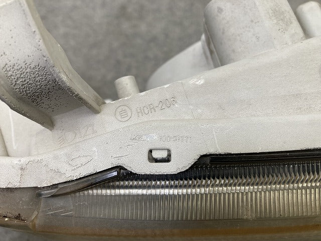 ハイゼット S321V/S331V 純正 中期 右 ヘッドライト/ランプ ハロゲン レベライザー RH KOITO 100-51771 ダイハツ(151361)